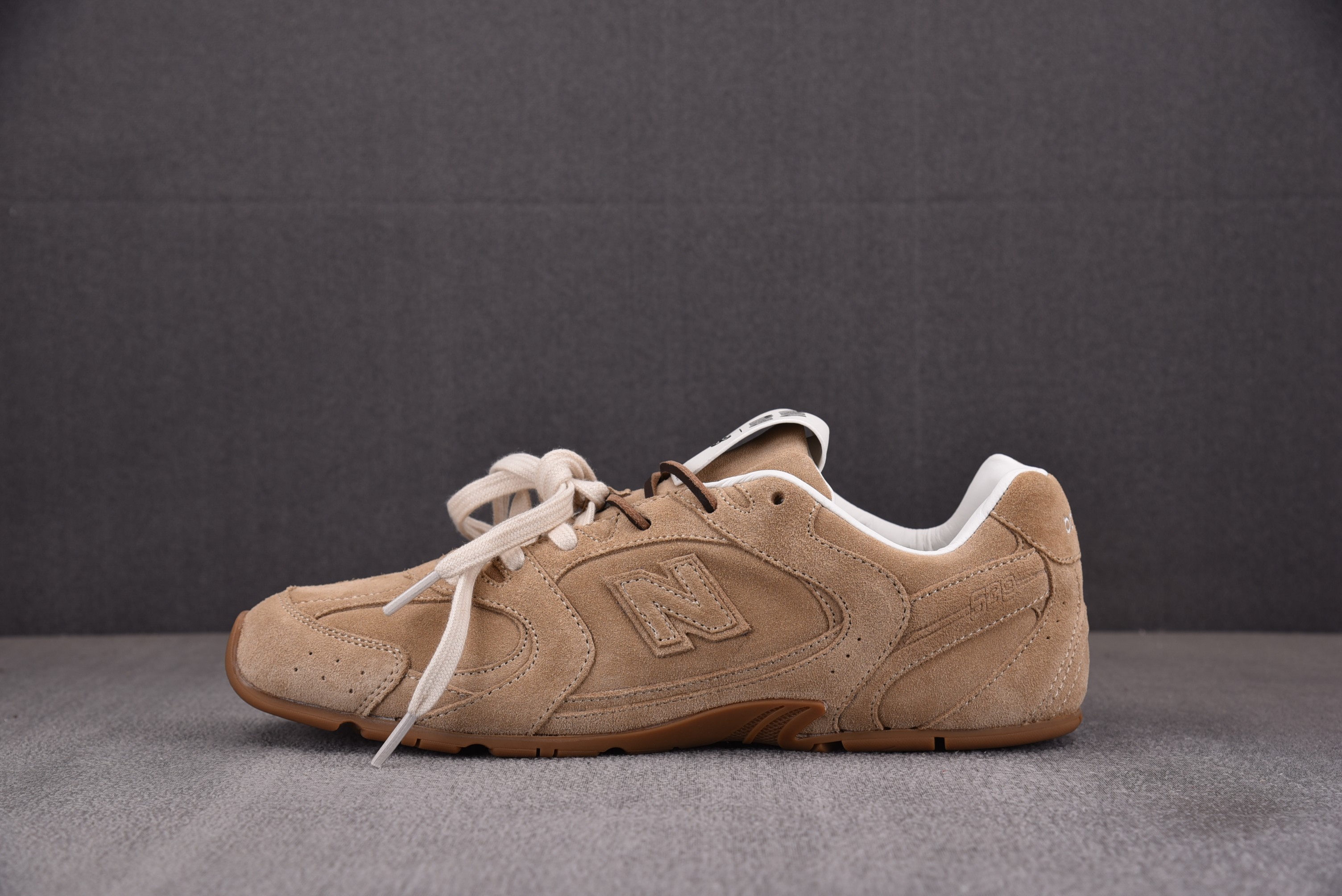 【M】New Balance x MIU MIU NB530 浅棕