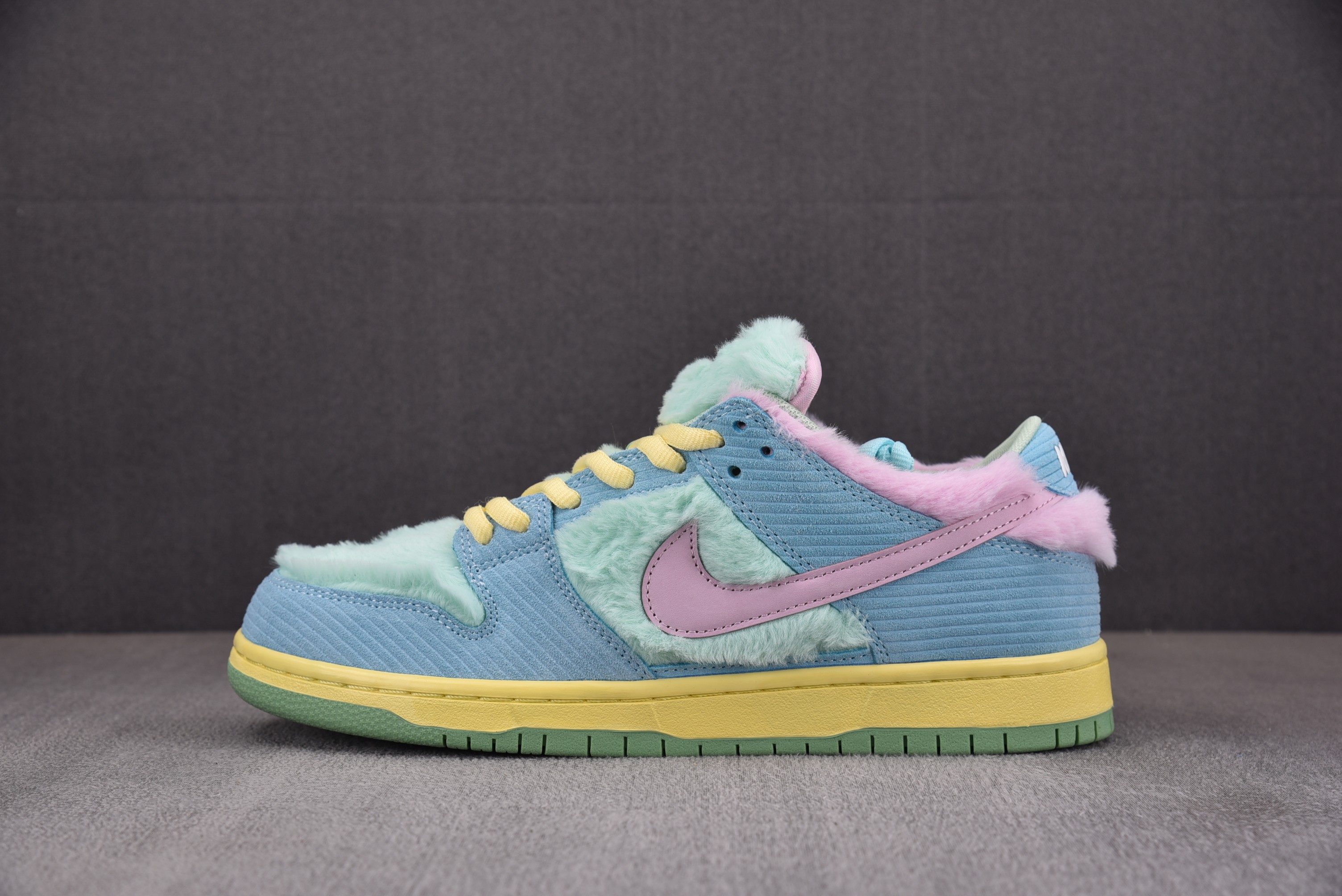 【S2】Verdy x NK Dunk SB Low 蓝绿粉 FN6040-400