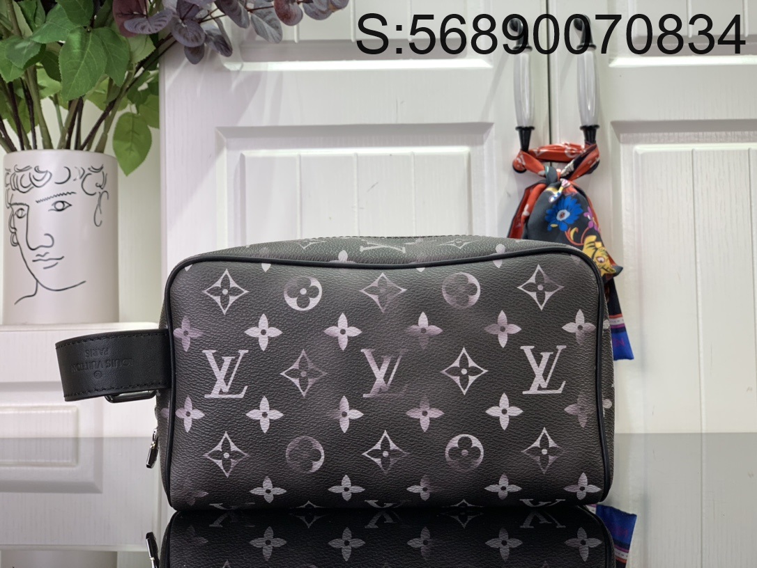 [88factory] 루이비통 락커 돕 키트 M11765 23*13*12cm 블랙 LOUIS VUITTON