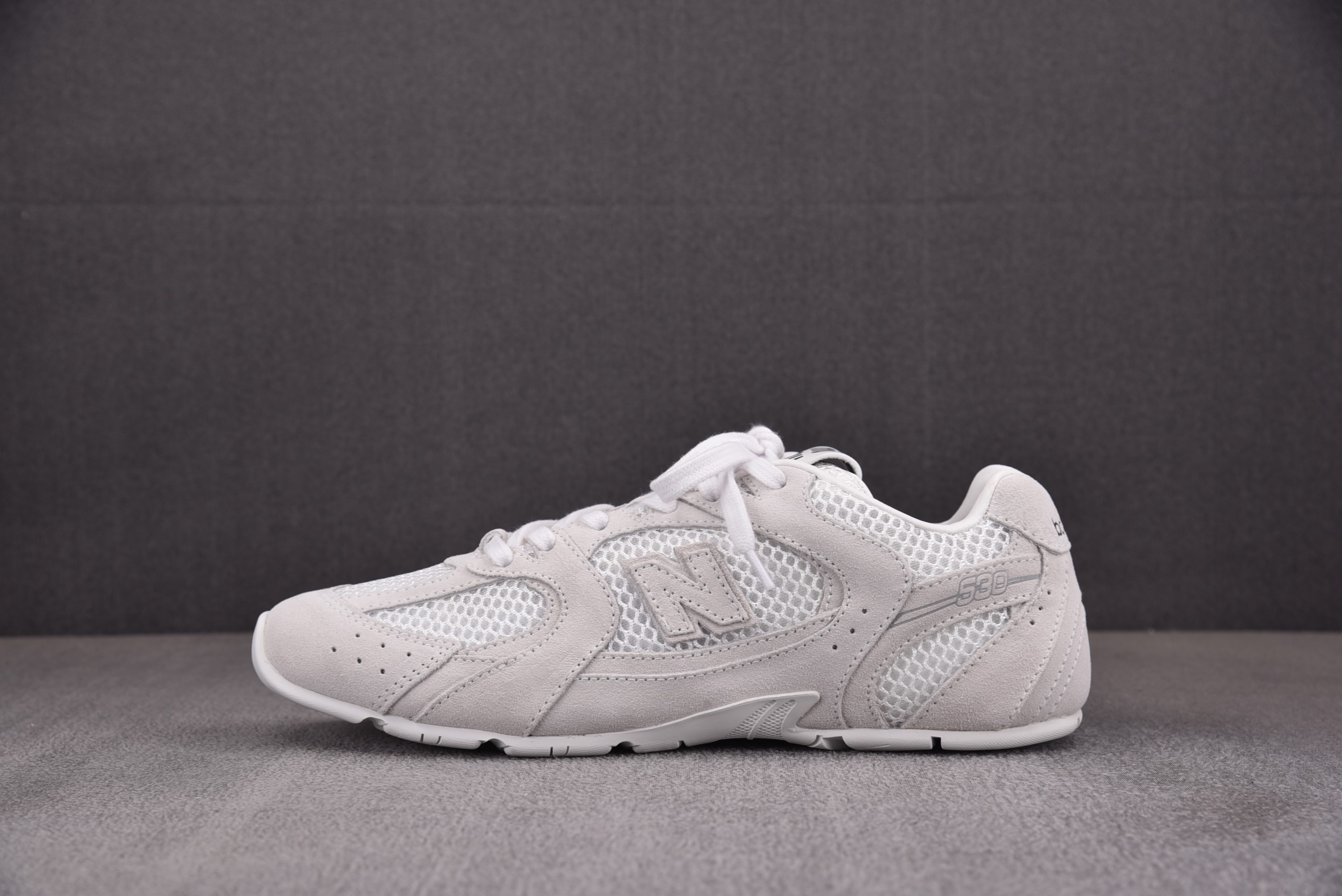 【GD】New Balance x MIU MIU NB530 灰白