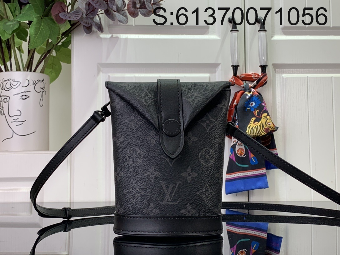 [88factory] 루이비통 엔벨로프 파우치 M11613 12.5*18*8.5cm 블랙 LOUIS VUITTON