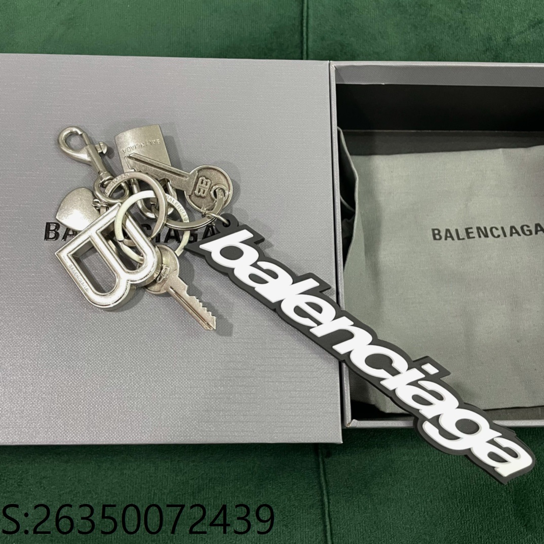 [dxg] 발렌시아가 키 자물쇠 점보 B 키링 백참 balenciaga