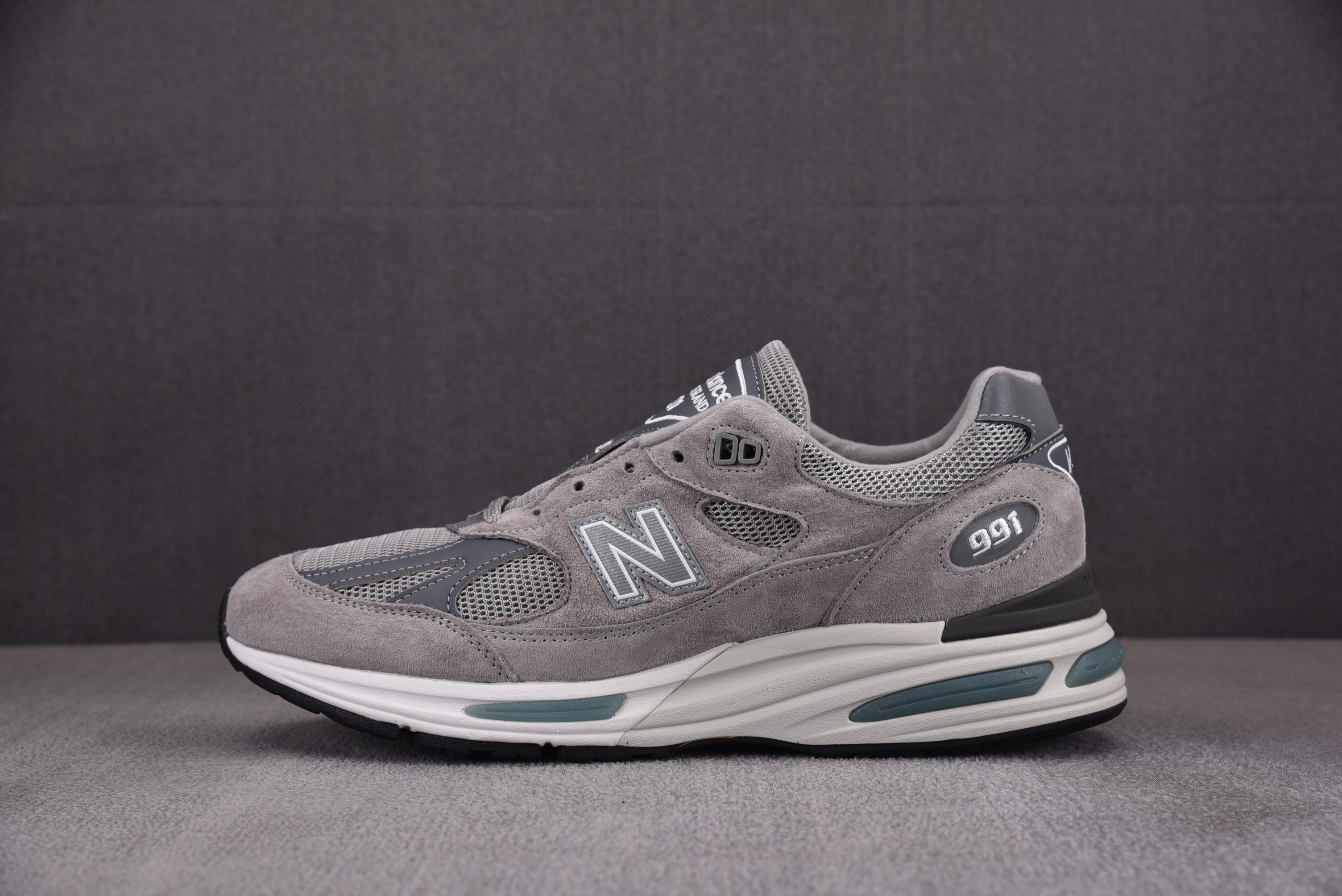 【GOAT】New Balance NB 991V2 Made in UK 灰色 U991GL2