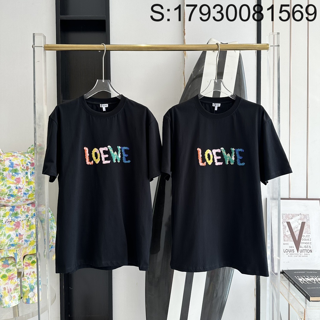 V공장 로에베 24SS 컬러 모노그램 반팔티 블랙 Loewe