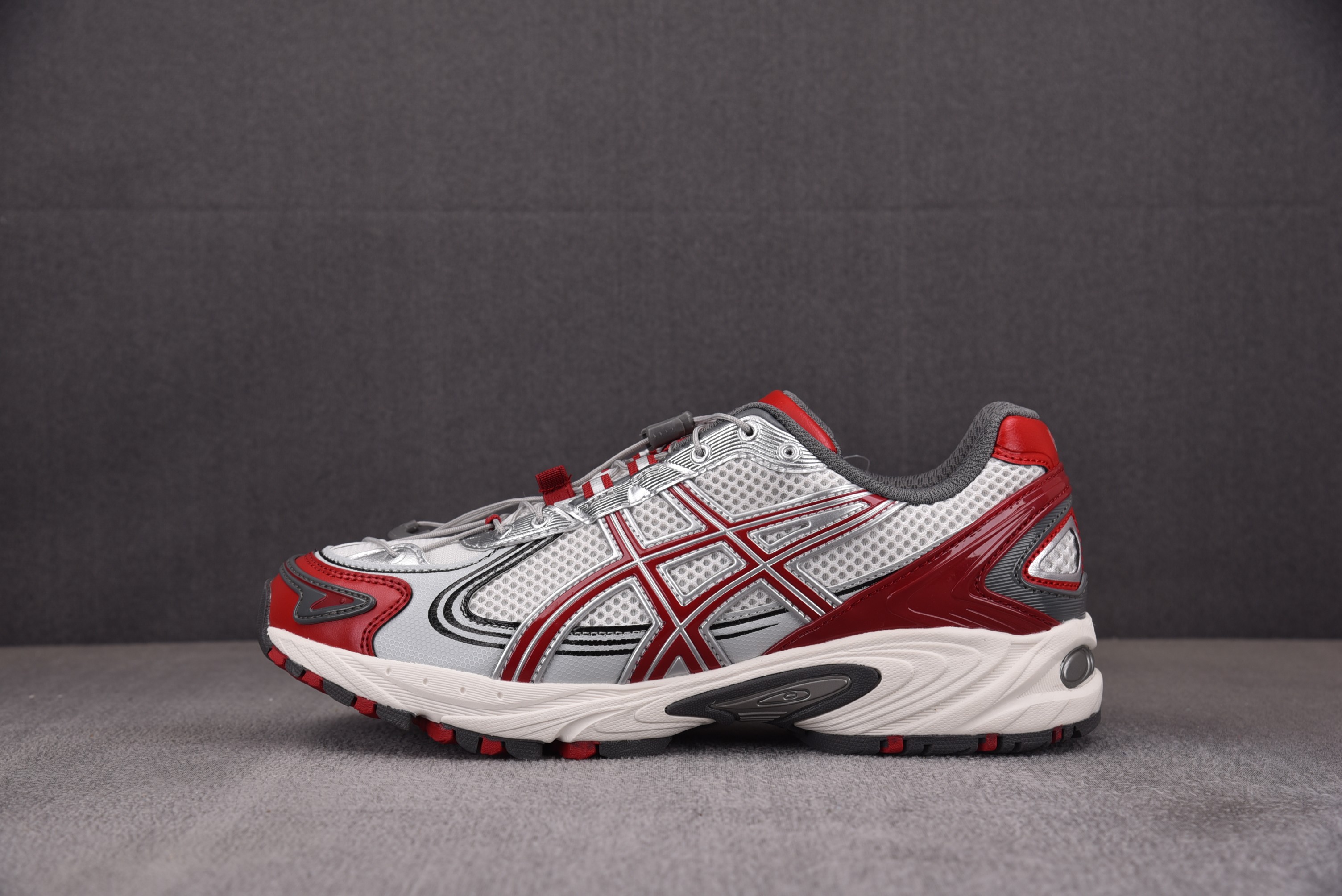 【LW】ASICS Gel-Kahana TR V4 灰红 1203A585-100 아식스