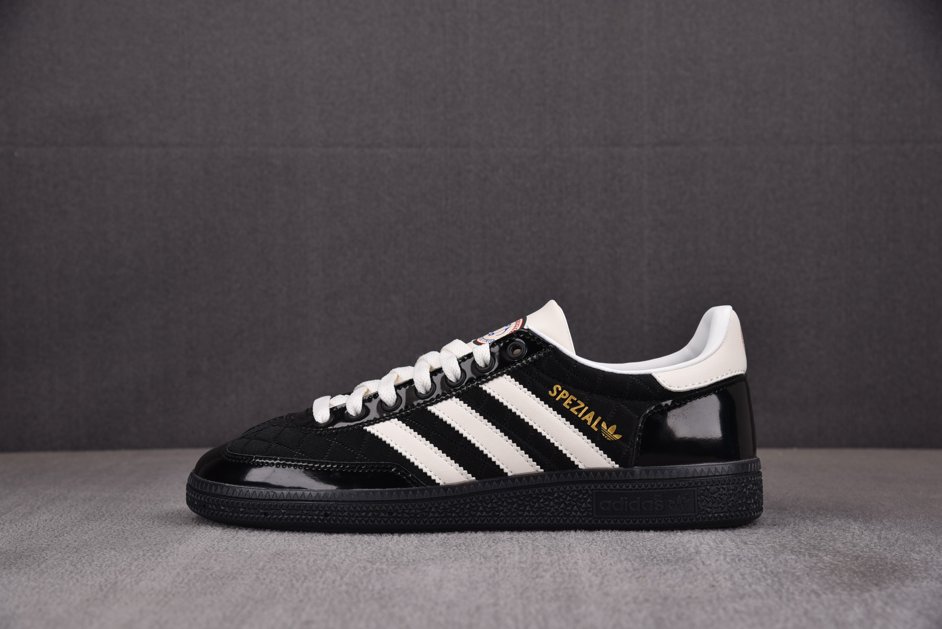 [纯原]아디다스 핸드볼 스페지알 Ad Handball Spezial Core Black White 블랙 화이트 JP5669