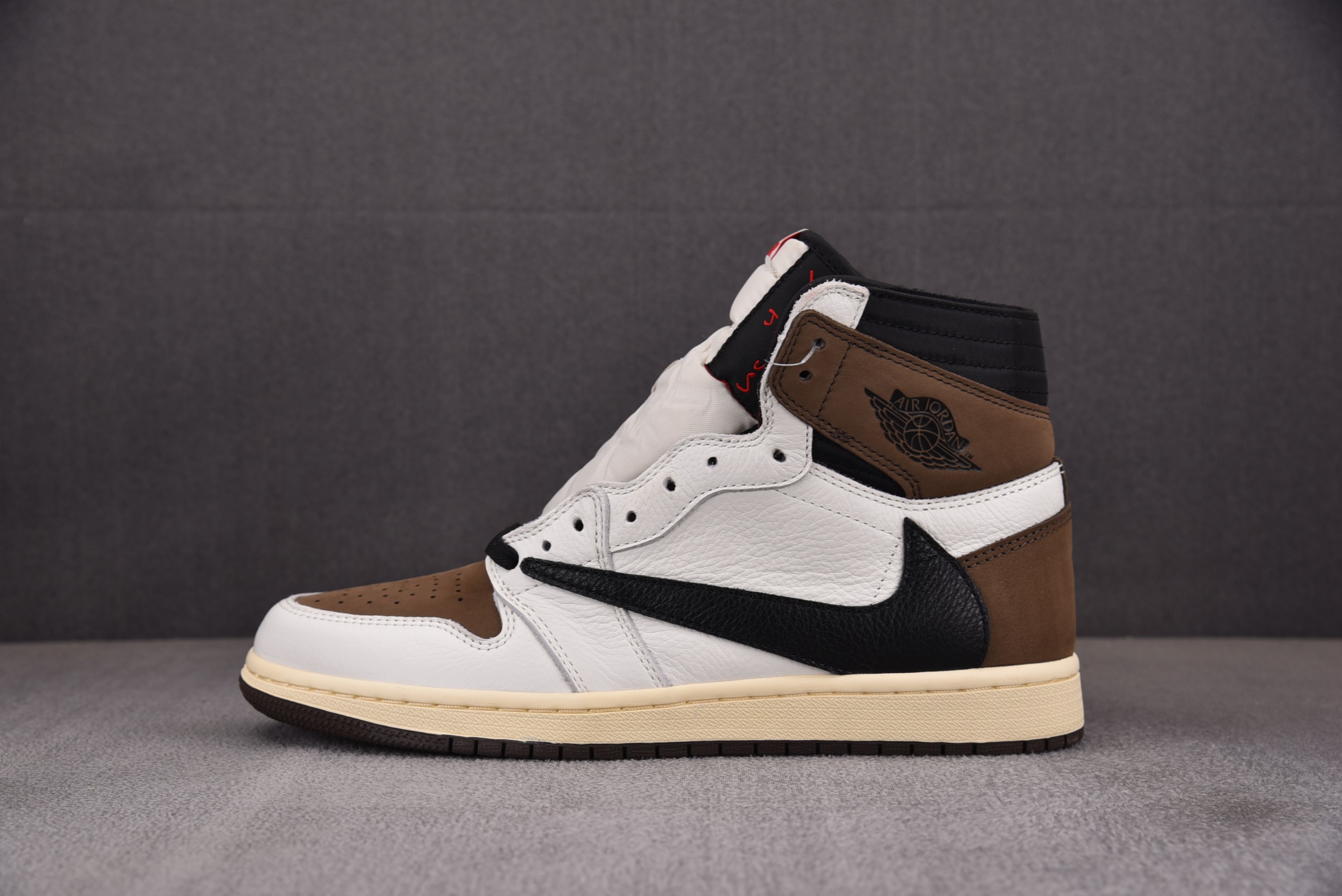 【LW】Air Jordan 1 Retro High OG SP Travis Scott Mocha 2.0 白深棕 CD4487-100