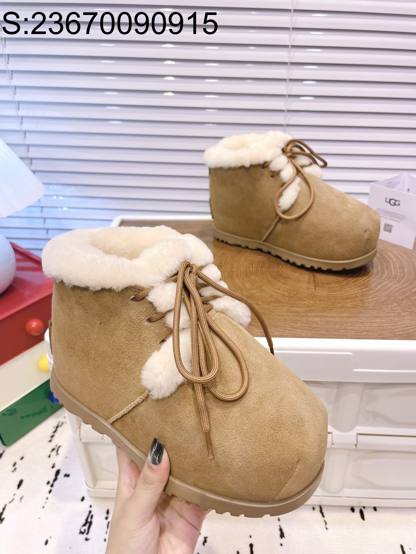 [152] UGG 24SS Pumped 레이스 업 스웨이드 앵크 부츠 브라운 어그