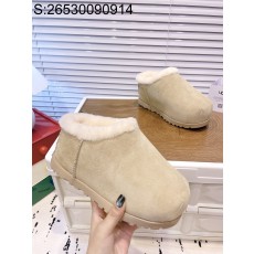 [152] UGG 24SS Pum...