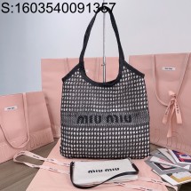 [JHL] 미우미우 로고 프린트 우븐 탑 핸들백 35*40cm 블랙 miumiu