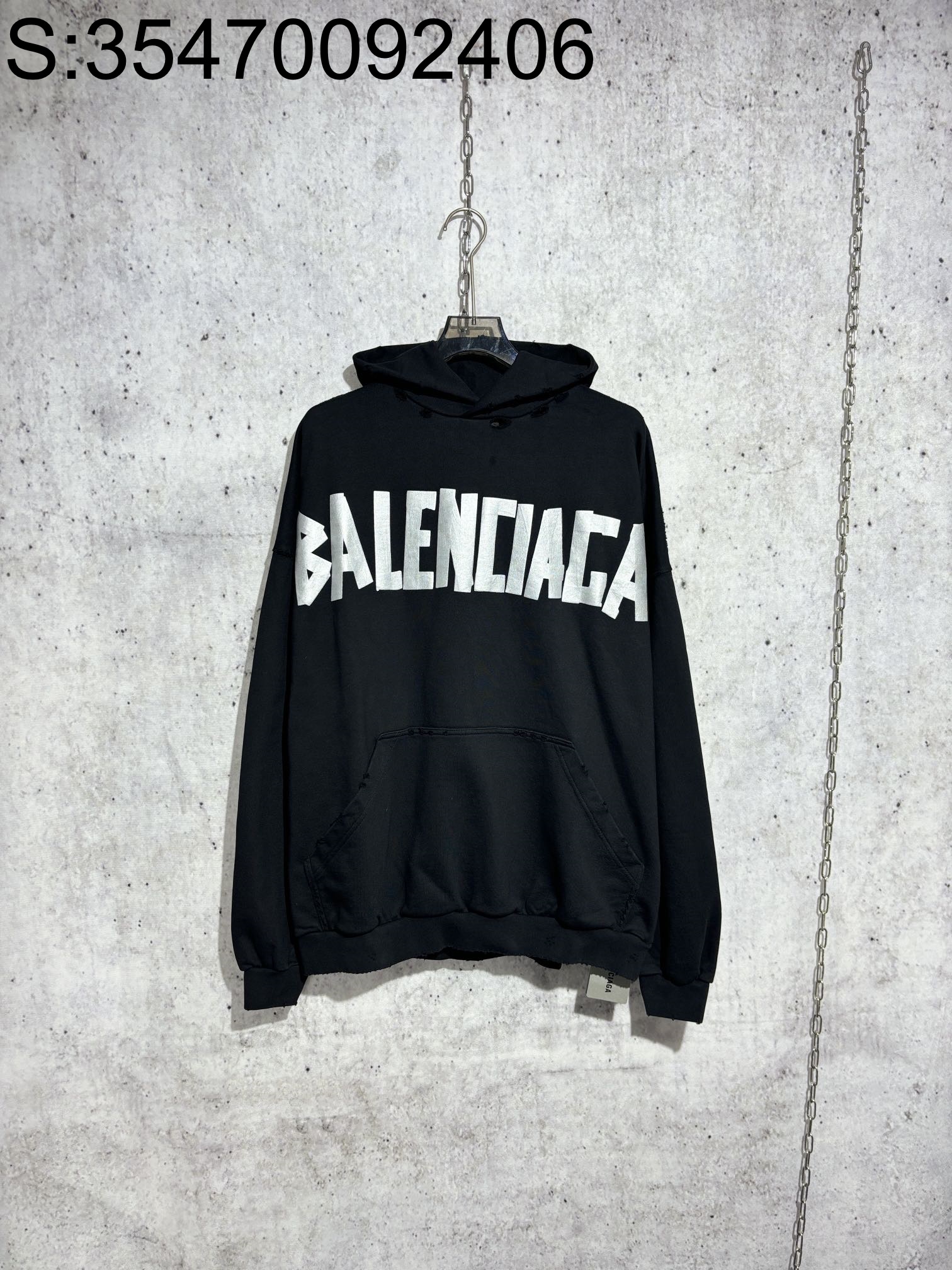 [사슬공장] 발렌시아가 금속 테이프 모노그램 후드티 블랙 balenciaga