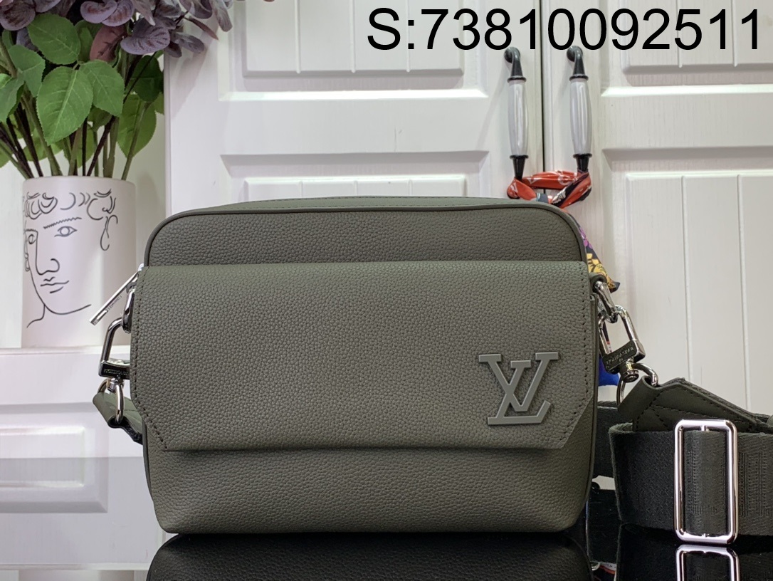 [88factory] 루이비통 패스트라인 Aer 메신저 M22482 23.5*18*7cm 올리브 LOUIS VUITTON