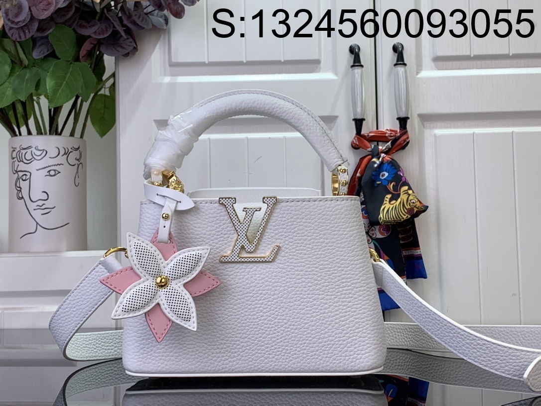 [88factory] 루이비통 프라워 카퓌신 미니 M21416 13.6*8*21cm 화이트  LOUIS VUITTON