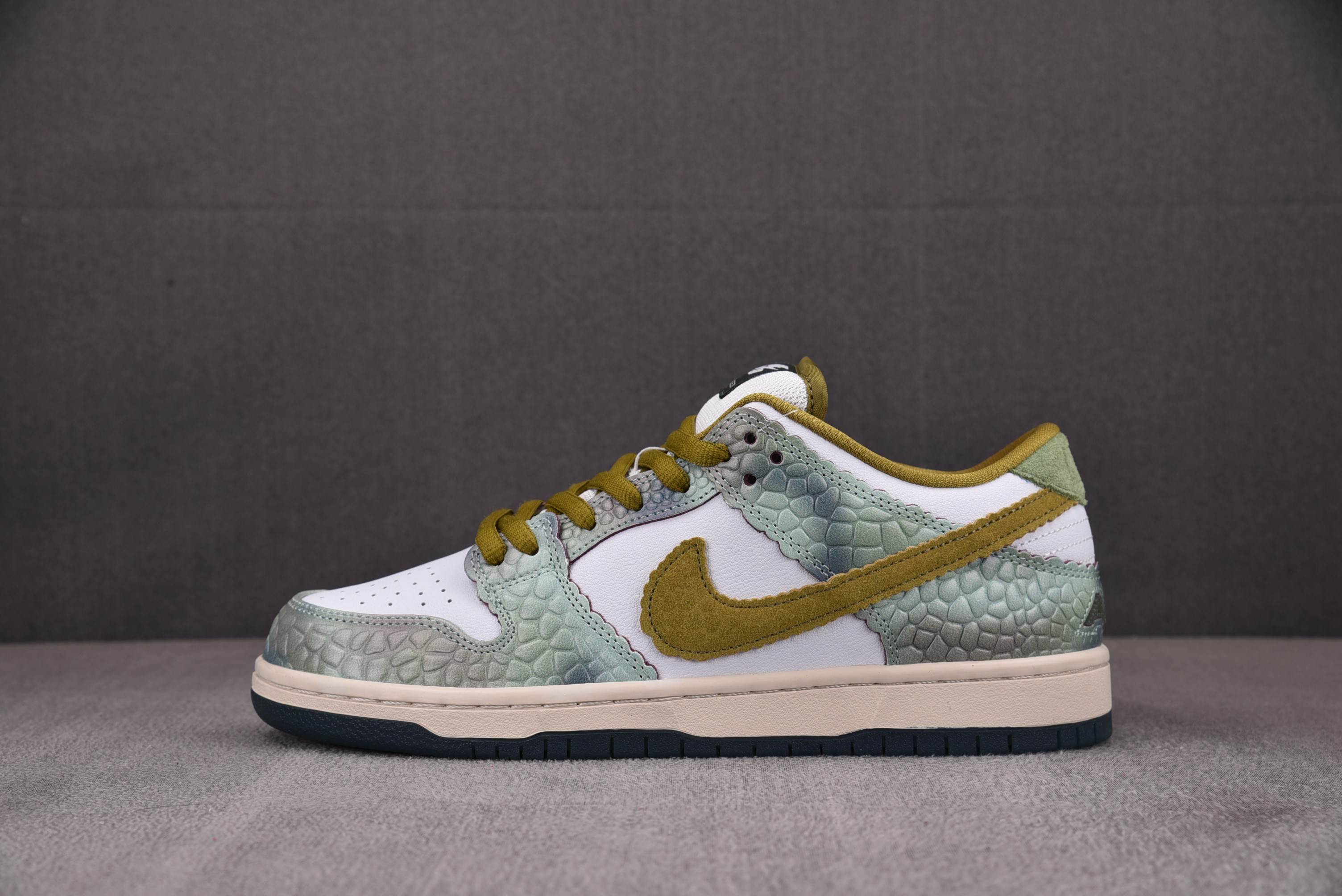 【S2】NK SB Dunk Low Alexis Sablone Chameleon 变色龙 HJ3386-300