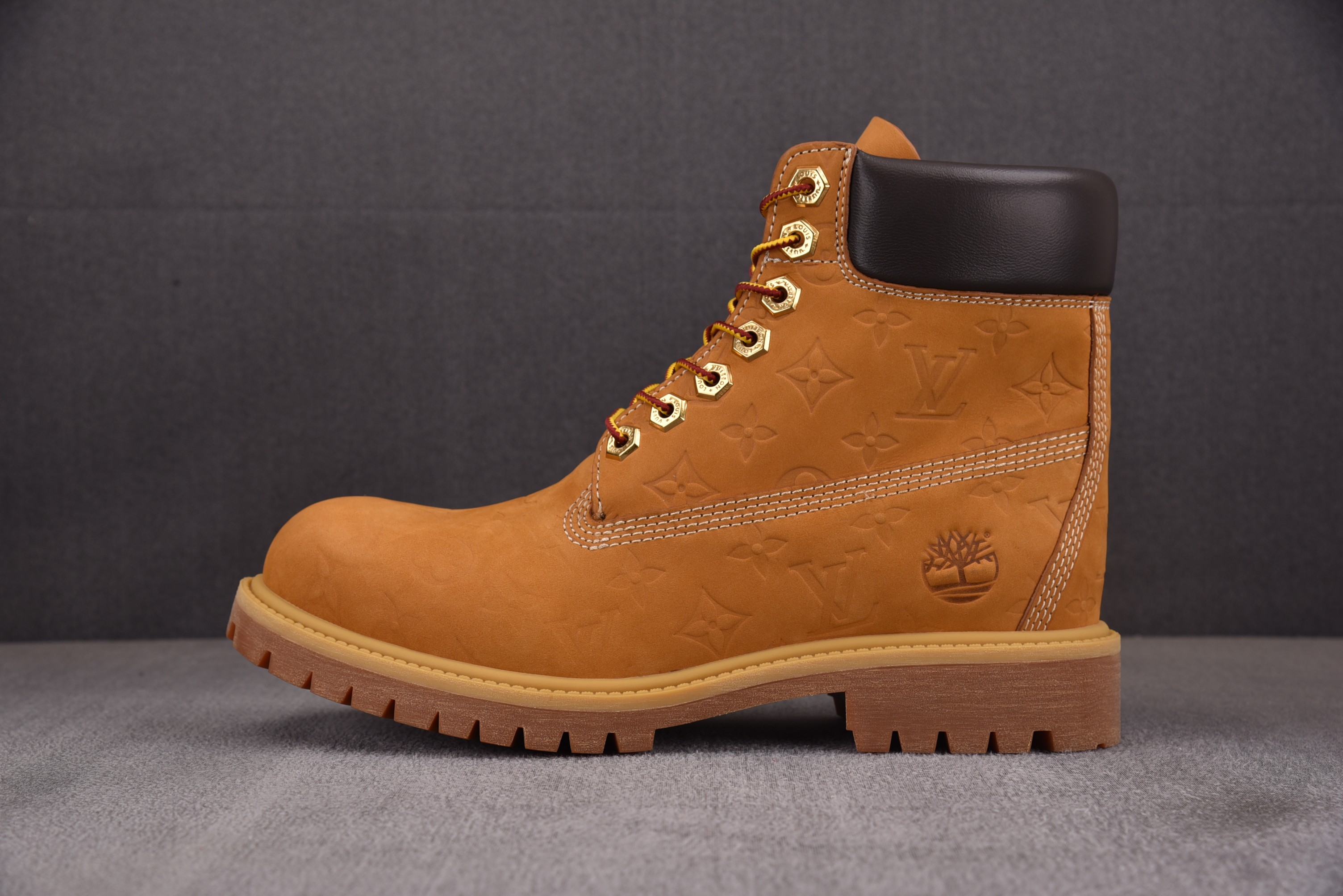 [BQ]루이비통 팀버랜드 앵클 부츠 모노그램 Louis Vuitton Timberland 6 Ankle Boot Wheat Monogram 브라운 