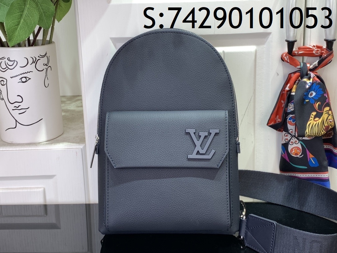 [88factory] 루이비통 파일럿 슬링백 M11601 20*30*4cm 네이비 LOUIS VUITTON