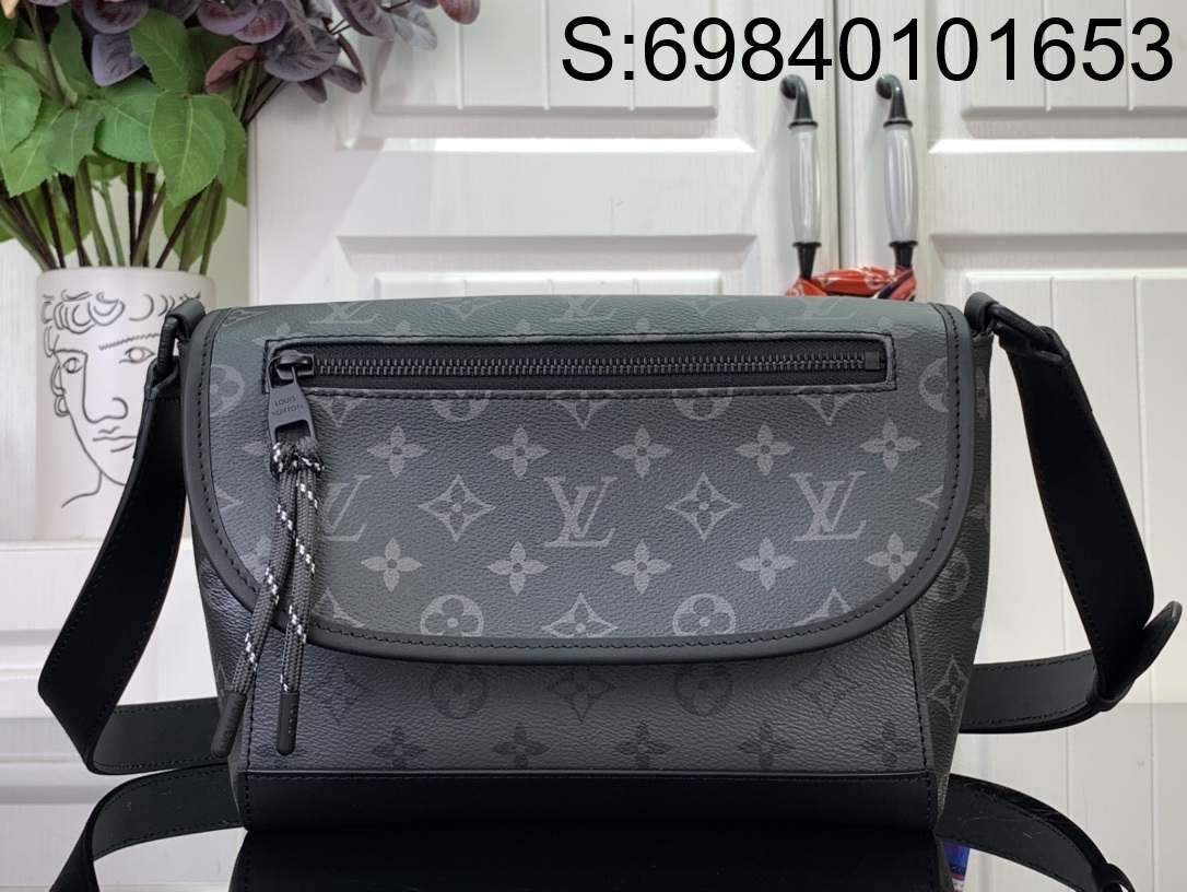 [88factory] 루이비통 펄스 메신저 M12681 17*11*26.6cm LOUIS VUITTON