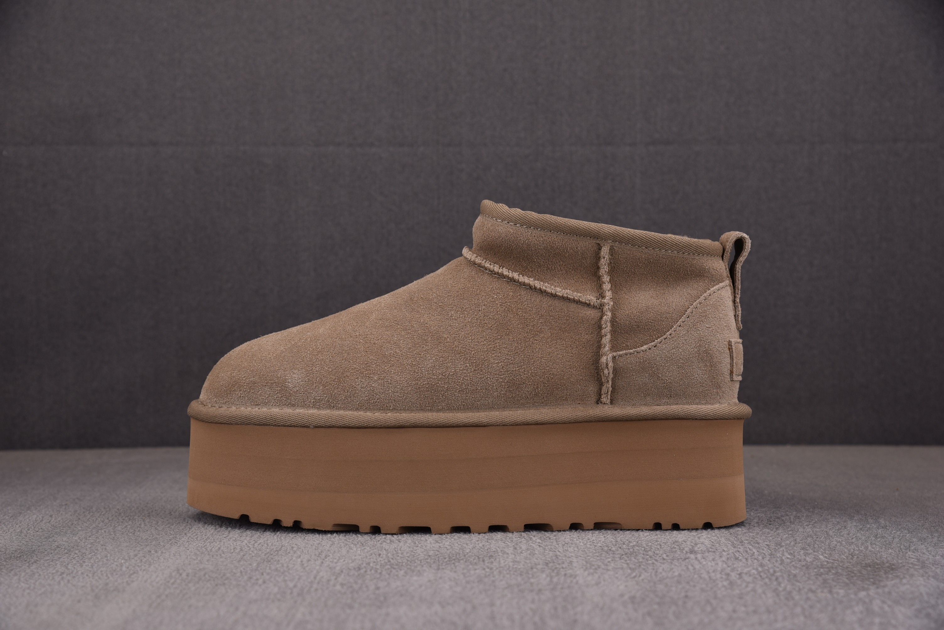 UGG Classic Ultra Mini Platform Boot Antilope 羚羊棕 1135092 어그