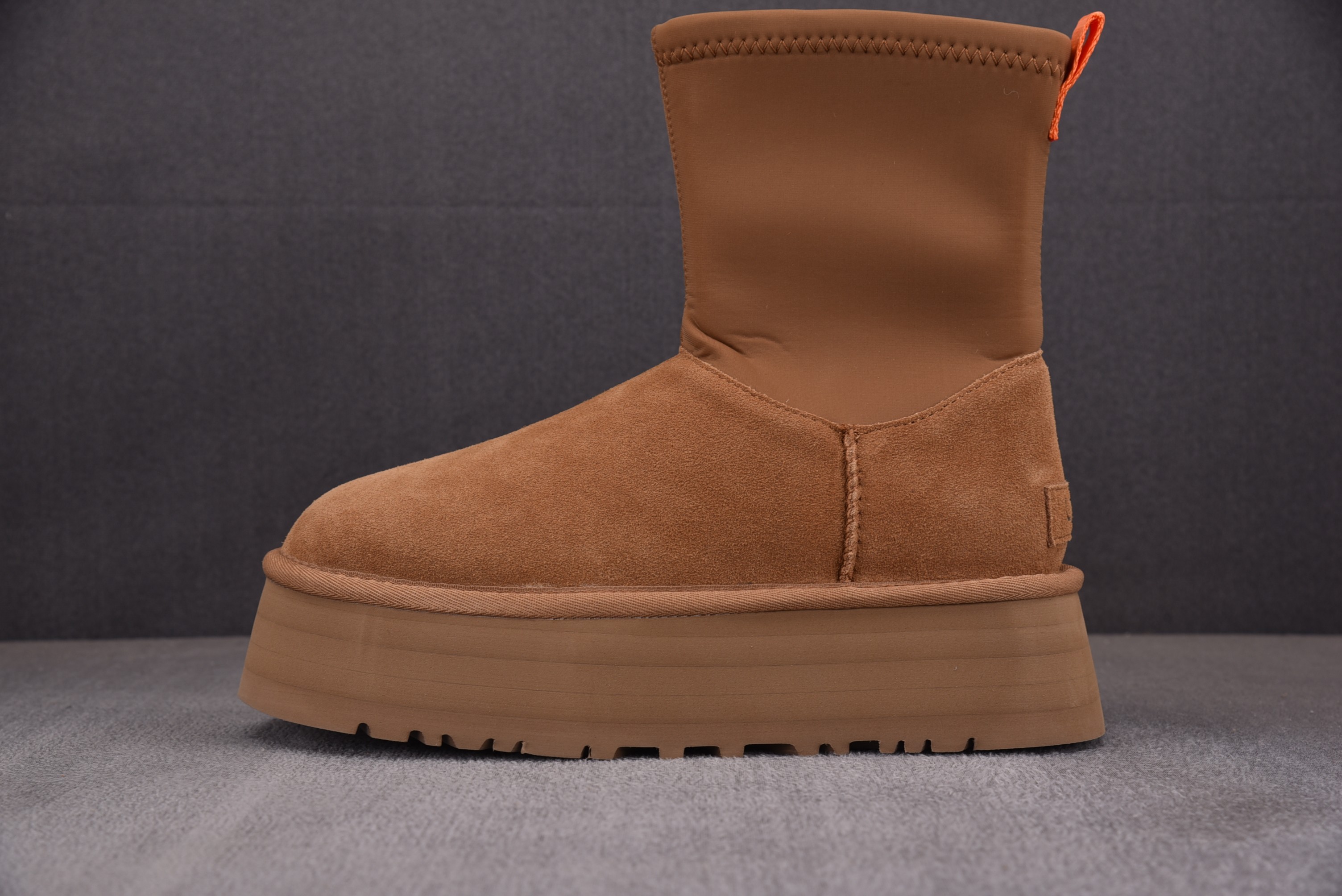 UGG Classic Dipper Boot Chestnut 栗色 1144031 어그