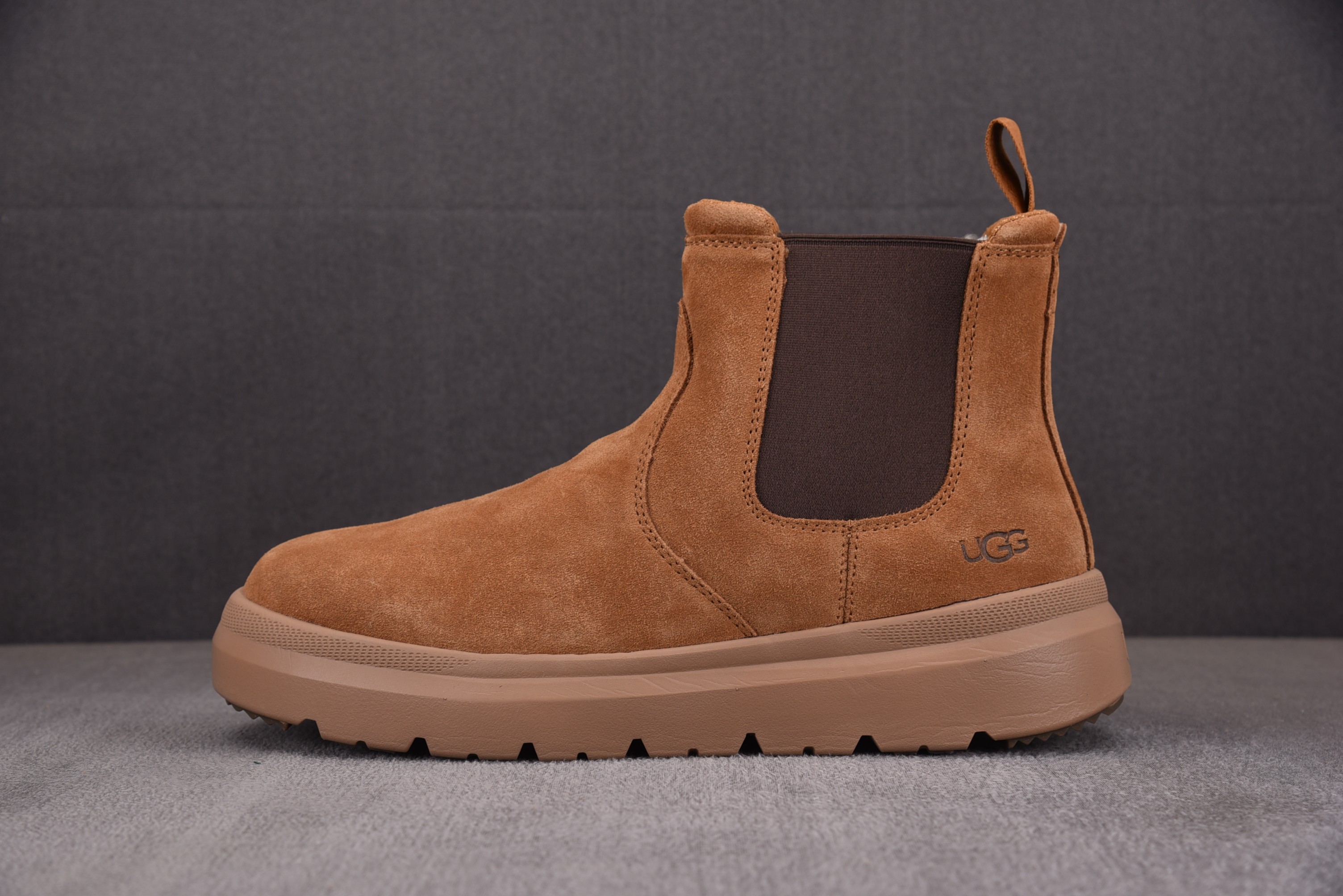 UGG Burleigh Chelsea Boot Chestnut 栗色 1152050 어그