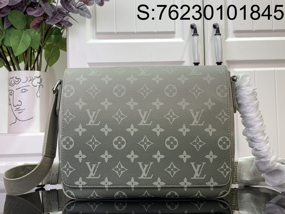 [88factory] 루이비통 디스트릭트 M11593 20*7*26cm LOUIS VUITTON