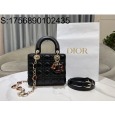 [JHL] 디올 대모 모노그램 양가죽 레이디 스몰 M0531 블랙 20*17*8cm  Dior