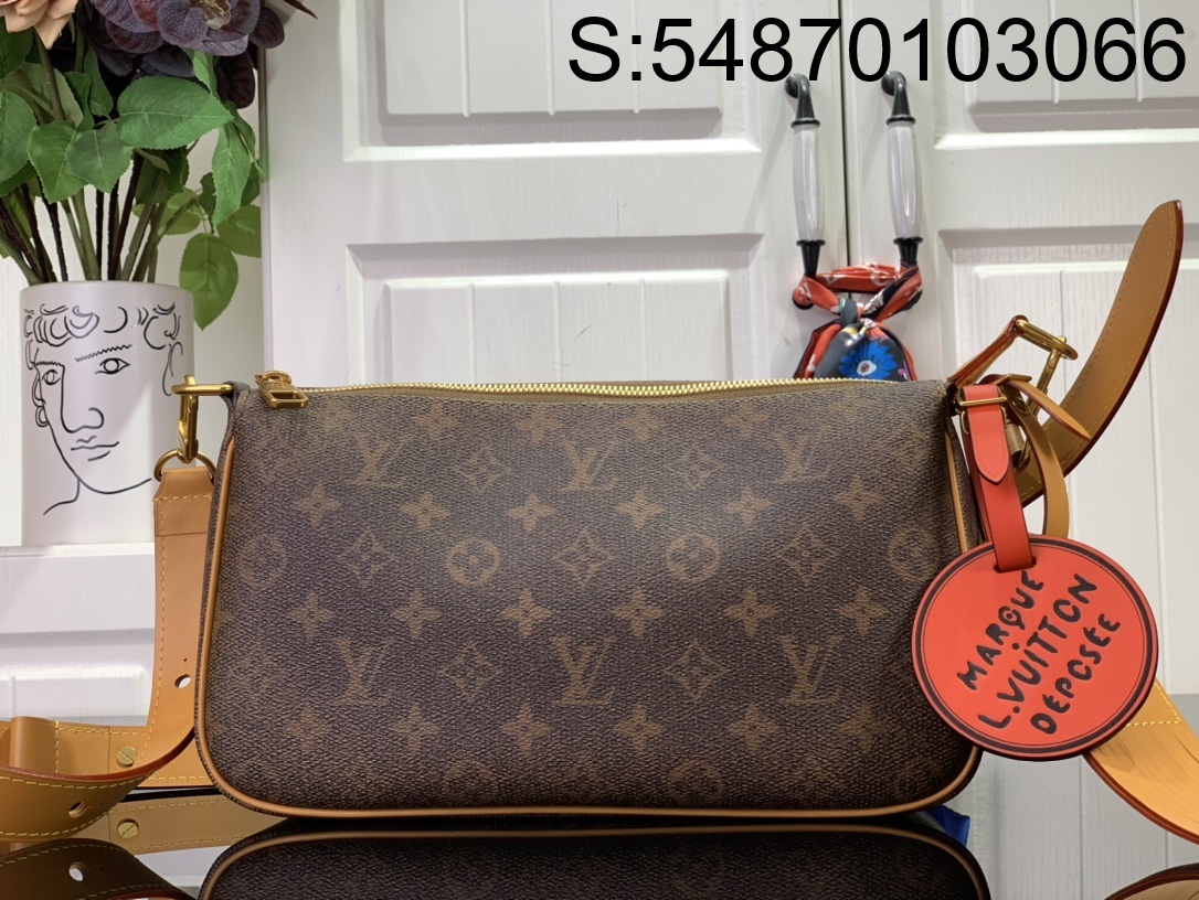 [88factory] 루이비통 포쉐트 악세수아 XL M11623 28*16.5*9cm LOUIS VUITTON