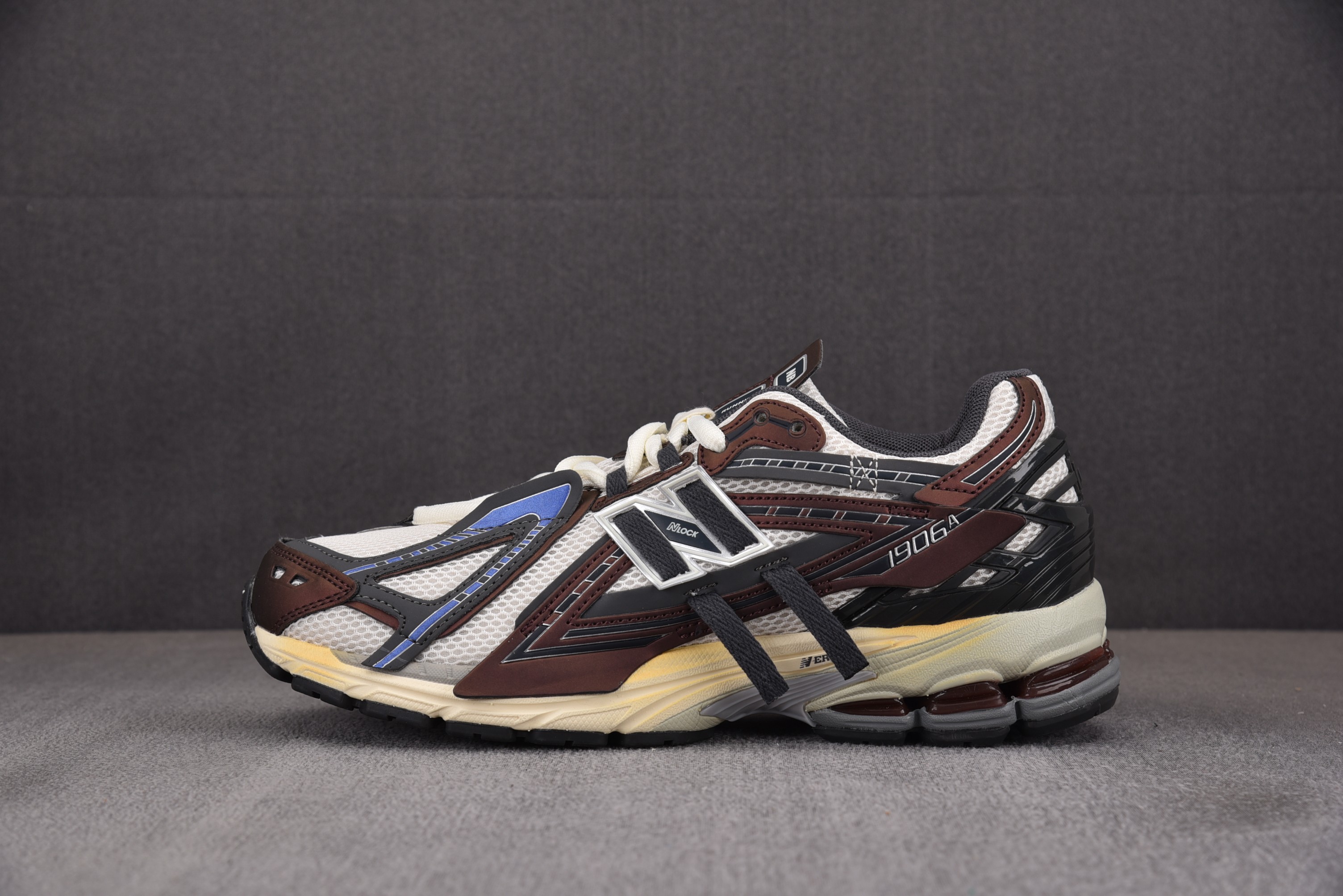 【纯原】New Balance 1906R 褐色 M1906AR