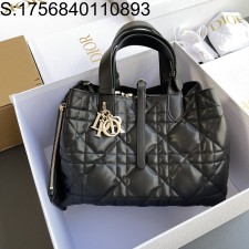 [JHL] 디올 뚜주흐 까나쥬 백 블랙 미디엄 M2821 28.5*21.5*17cm Dior