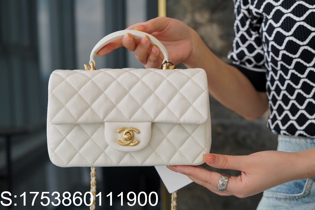 [JD] 샤넬 21SS 클래식 CF 금장 핸들 플랩백 화이트 20*13*9cm CHANEL