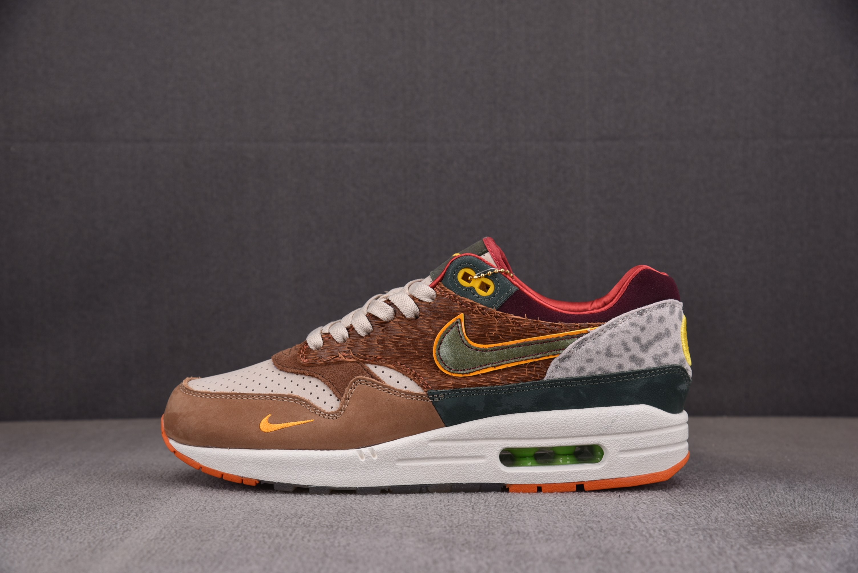 【OWF】NK Air Max 1 '87 Luxe University of Oregon PE (2024) 俄勒冈大学 浅棕 HQ2639-100 나이키