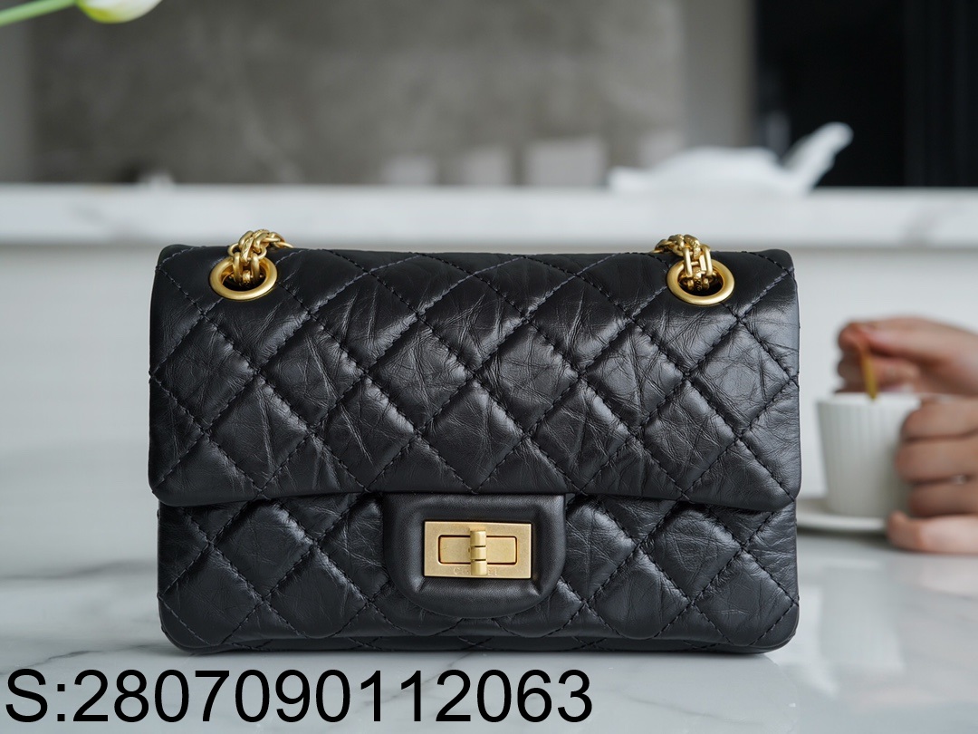 [JD] 샤넬 2.55 빈티지 금장 플랩 숄더백 미니 15.5*20*6cm 블랙 CHANEL