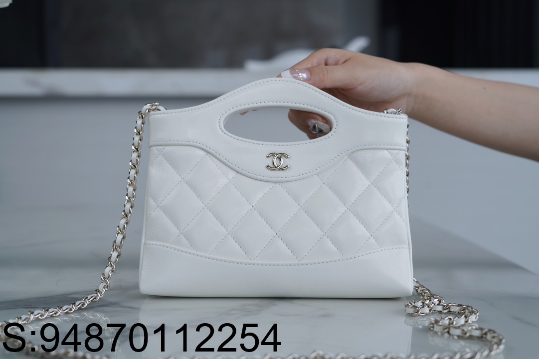 [JD] 샤넬 24S 금장 31백 미니 20.5*17.5*4cm 화이트 CHANEL