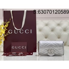 [JHL] 구찌 GG 마몽 마틀라세 슈퍼미니백 476433 16.5*10*5cm 은색 Gucci