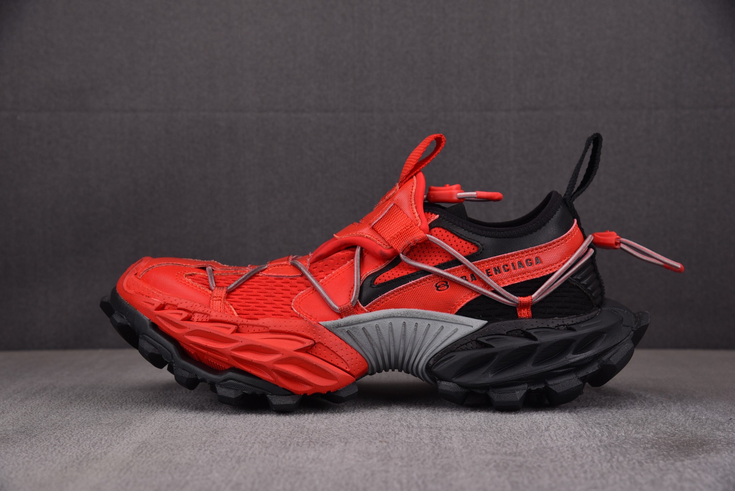 [XA]발렌시아가 하이크 Balenciaga HIKE Red Black 레드 블랙 