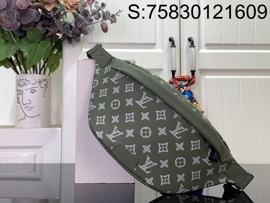 [88factory] 루이비통 디스커버리 범백 M12508 15*9*44cm 라이트 올리브 LOUIS VUITTON