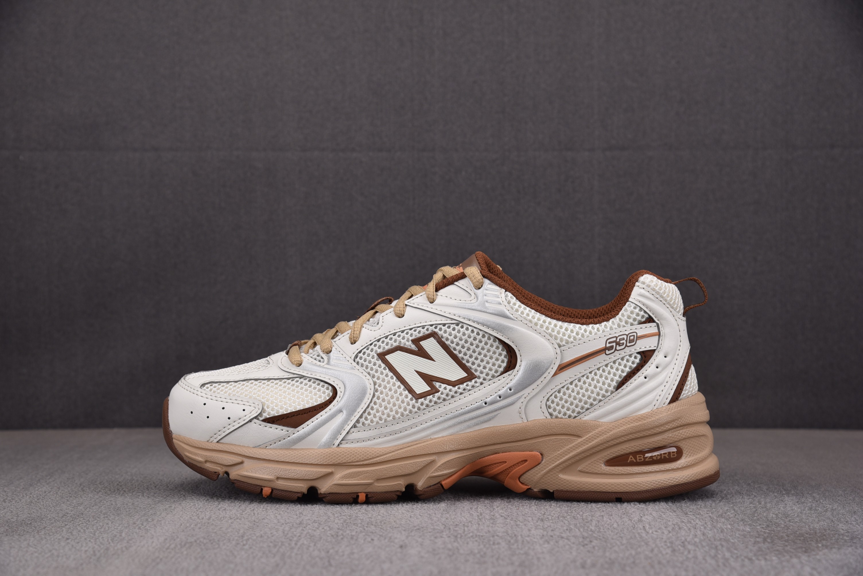 [PB]뉴발란스 오프화이트 New Balance 530 Off White Brown 브라운 MR530NI 