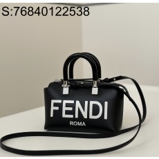 [니콜] 펜디 모노그램 바이 더 웨이 보스턴백 블랙 미니 20*9*12cm Fendi