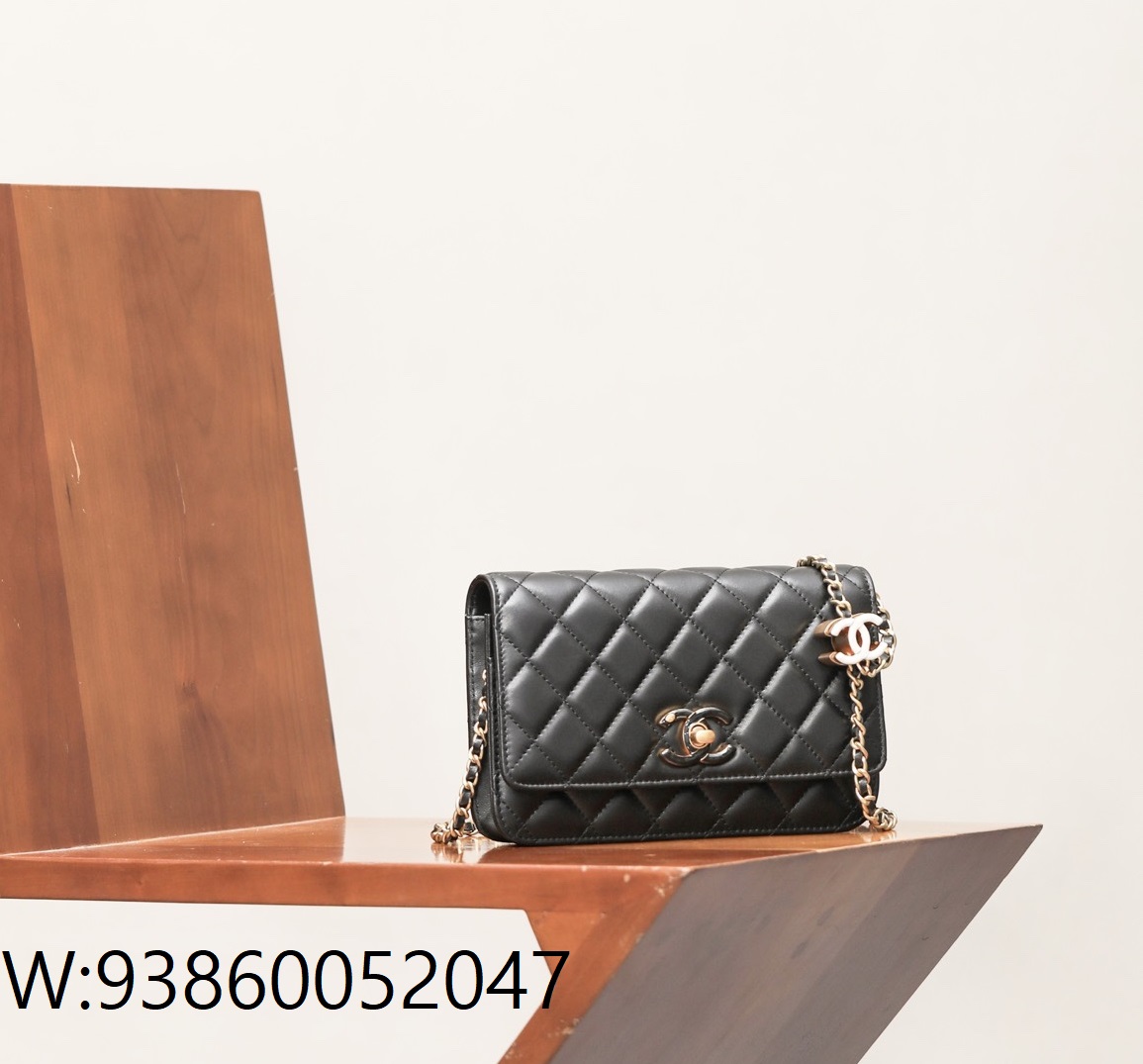 [CD] 샤넬 24A CC WOC 플랩 백 블랙 19*12*3.5cm