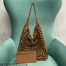 Pomegrante 생로랑 우드 비즈 소재의 LE 5 A 7 라지백 823807 30*35*10cm