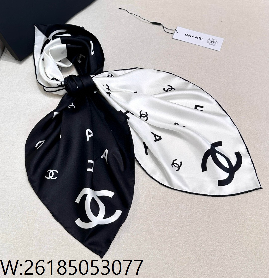 AGG 샤넬 모노그램 CC로고 흑백 배색 스퀘어 스카프 90*90cm
