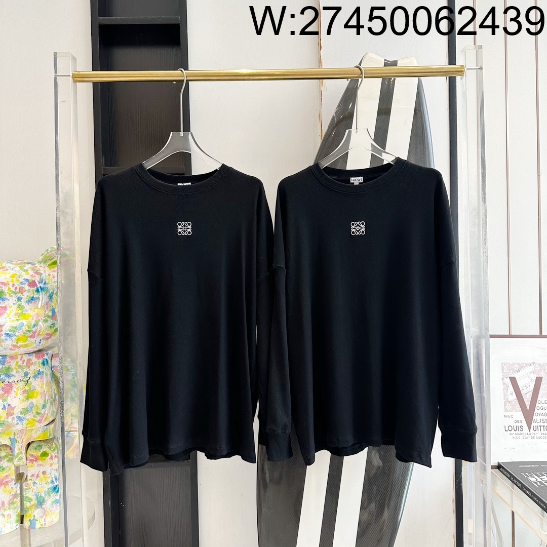 V공장 로에베 24SS 로고 자수 긴팔티 블랙