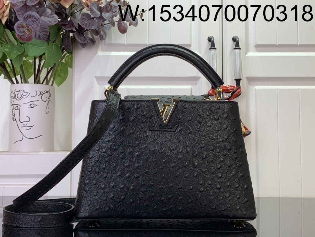 [88factory] 루이비통 카퓌신 스몰 타조무늬 27*18*9cm M24714 블랙