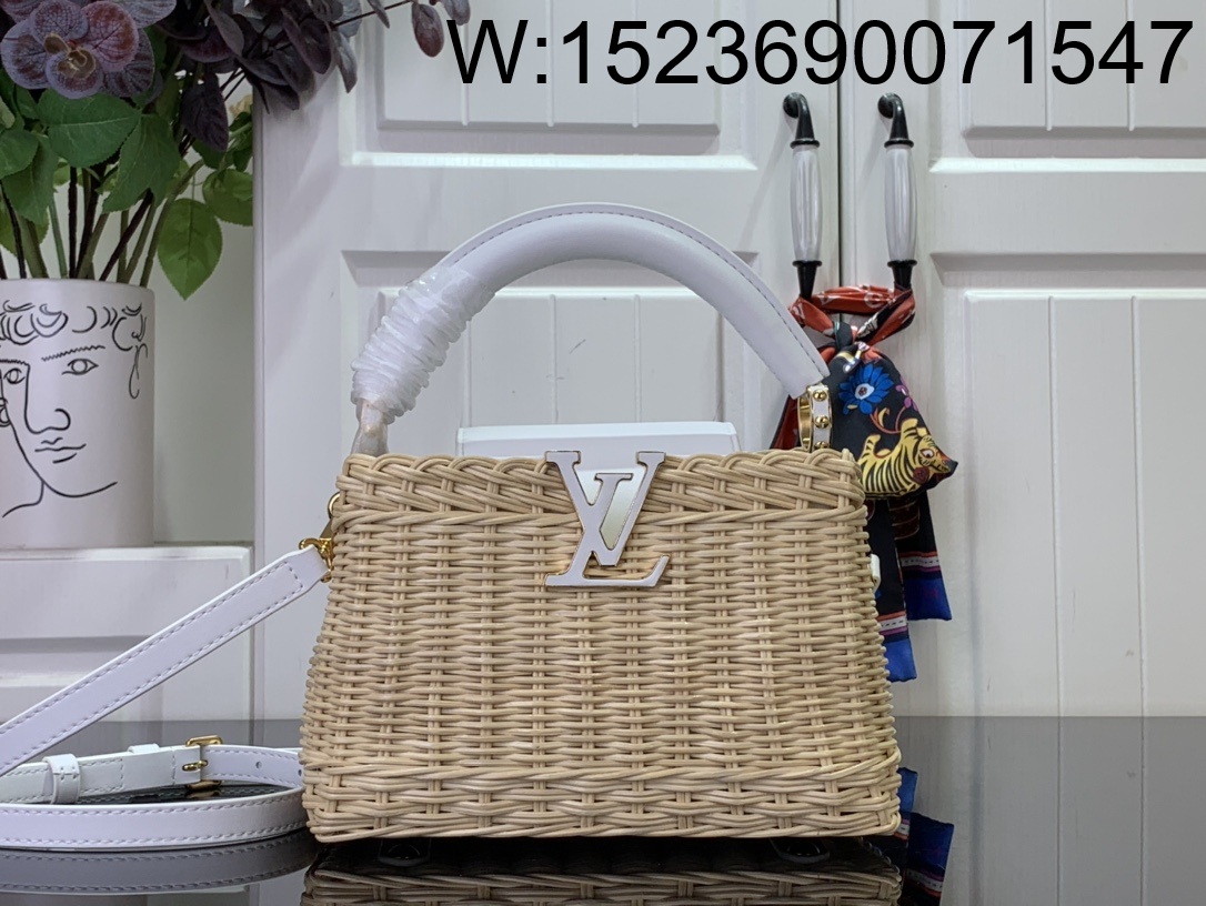 [88factory] 루이비통 카퓌신 미니 M26004 21*8*14cm 화이트