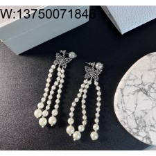 AGG 디올 나비 진주 태슬 롱귀걸이