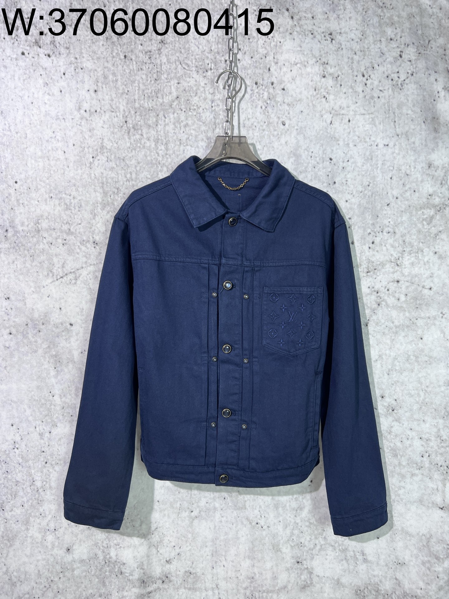 [사슬공장] 루이비통 FW25 포켓 로고 자수 데님 자켓 블루