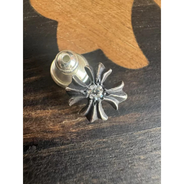 Chrome Hearts (추정) 925실버 모아산 다이아몬드 크로스 플라워 이어링