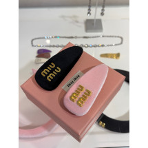AGG MIU MIU 미우미우 골드 로고 벨벳 헤어밴드 (핑크, 블랙)